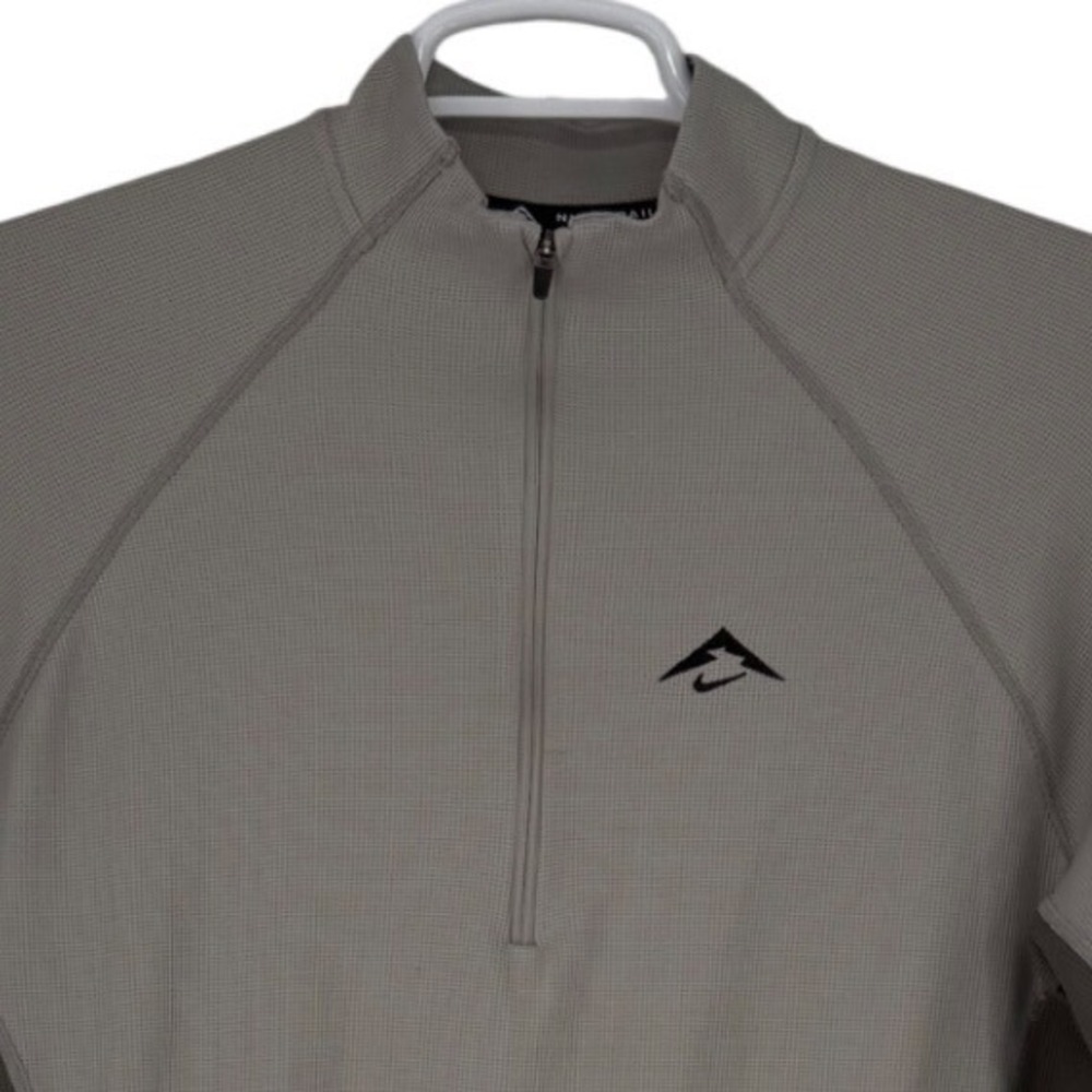 Nike Trail Dri-FIT Half Zip Running Top Mens Medium Grey Waffle Knit Pullover